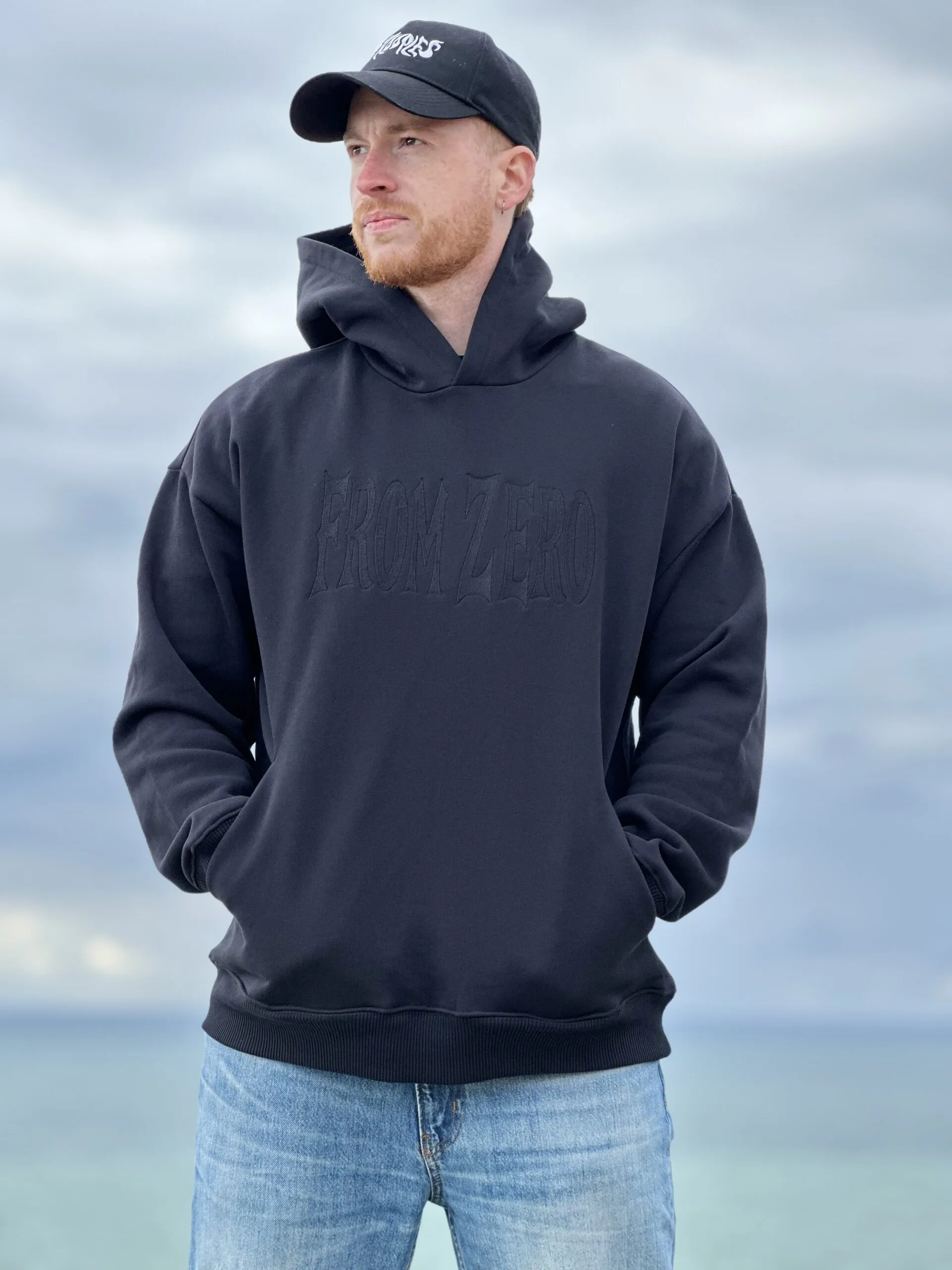 Sweat-shirt à capuche "From Zero"